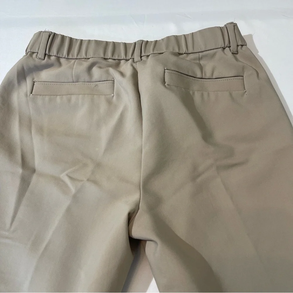 Valerie Stevens, women’s pants, good condition, size 8 Preowned, tan col…